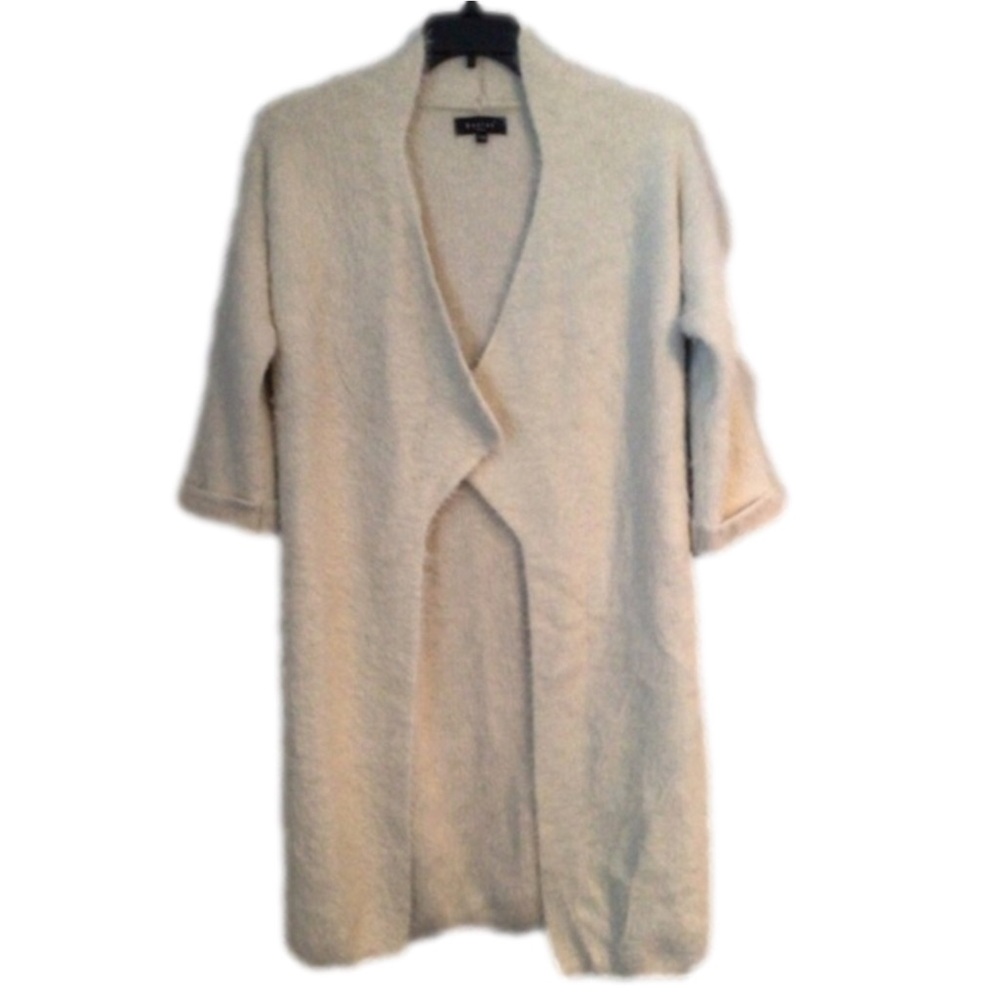 Beulah Style Woman’s Off White Sweater Jacket. Size S/M